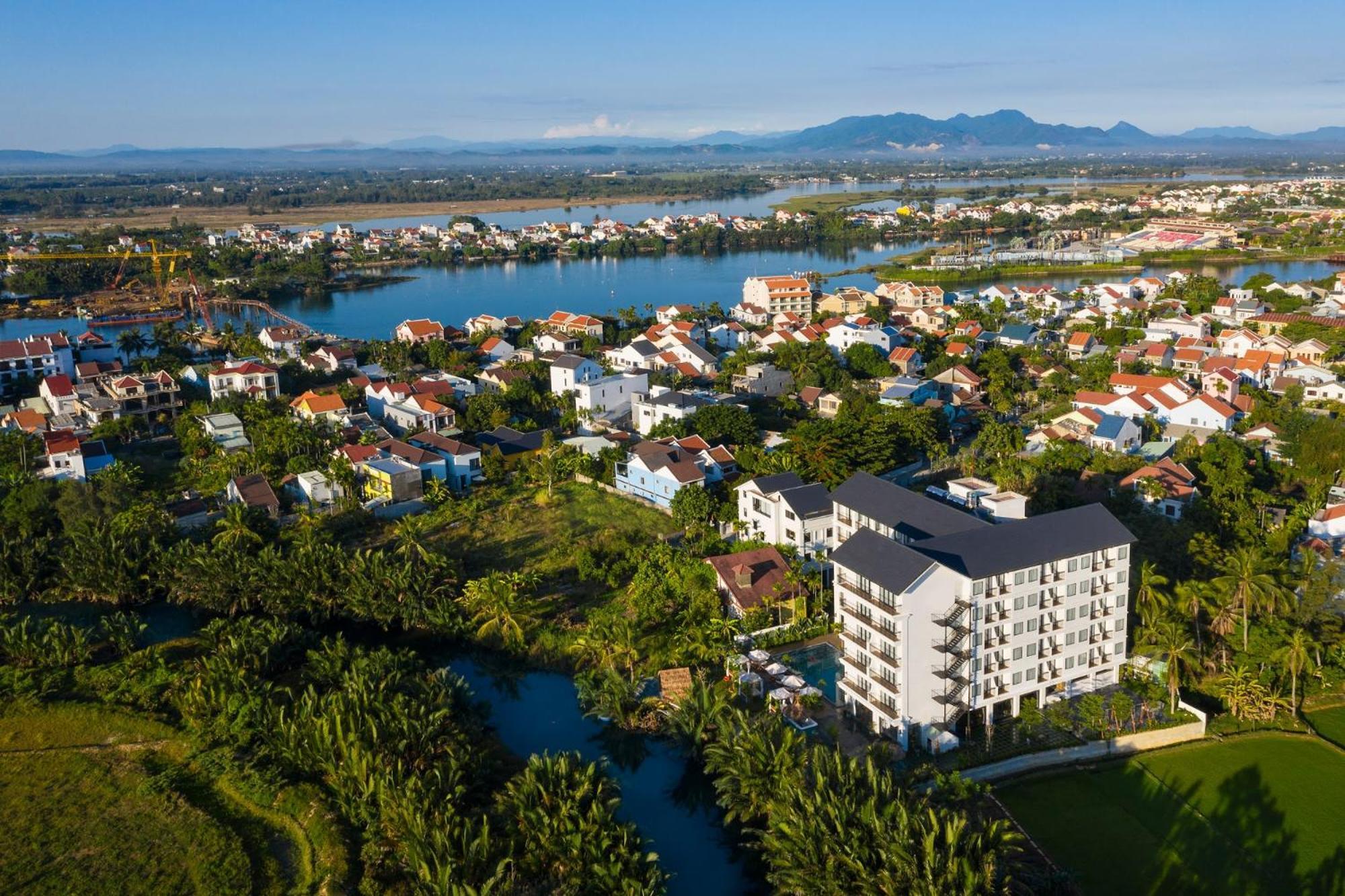 Shining Riverside Hoi An Boutique & Spa Exterior foto